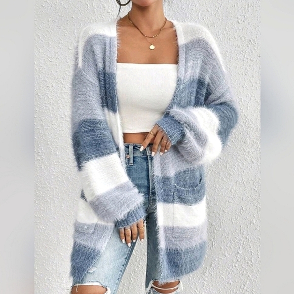 New Chic Striped Fluffy Knit Cardigan Sweater Pockets White Blue - Picture 6 of 9